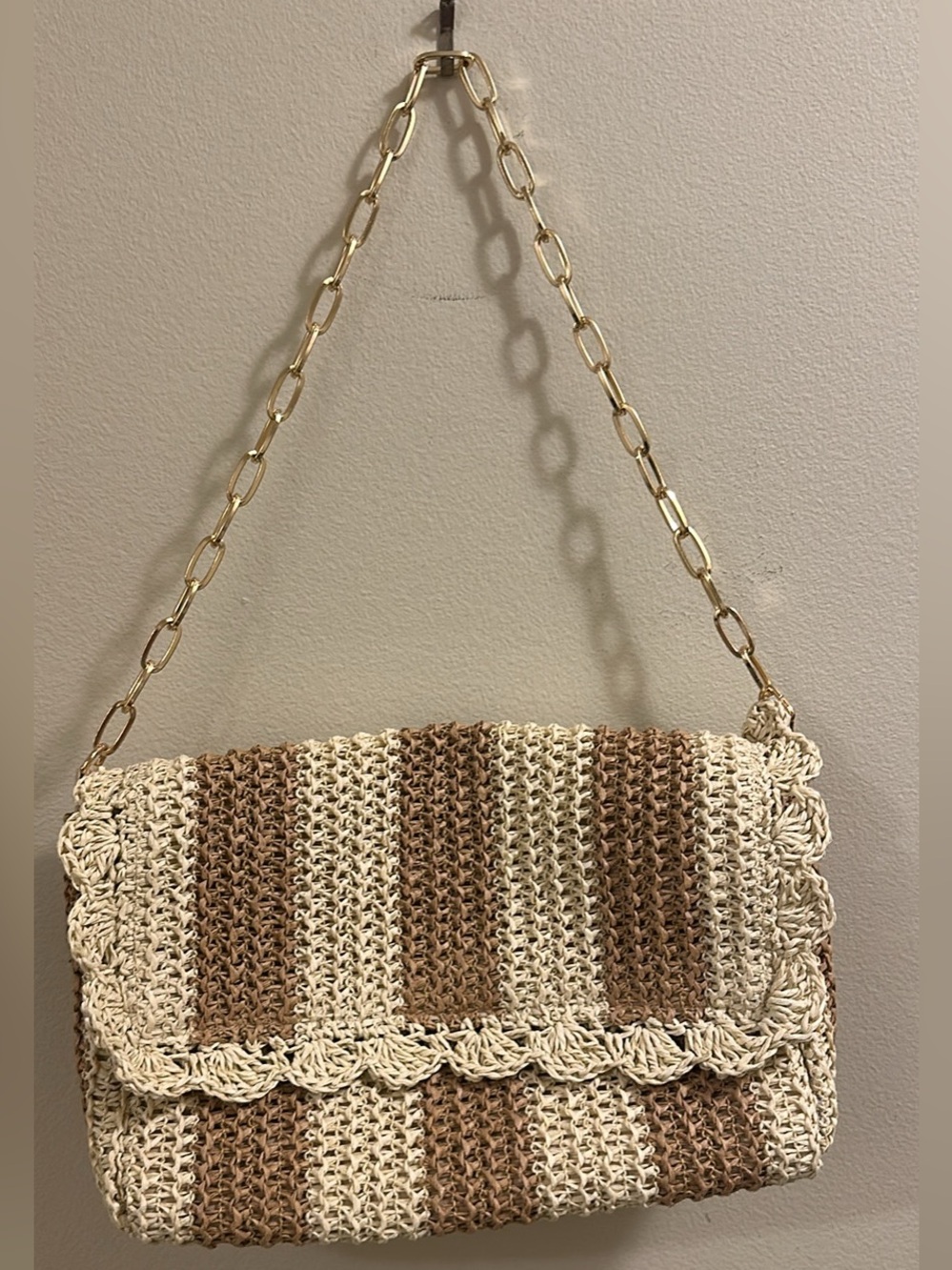 Shiraleah paper straw shoulder bag